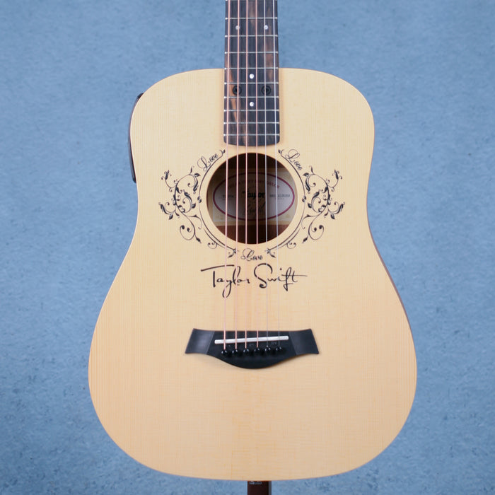 Taylor TSBTe Taylor Swift Signature Baby Acoustic - 2211213059