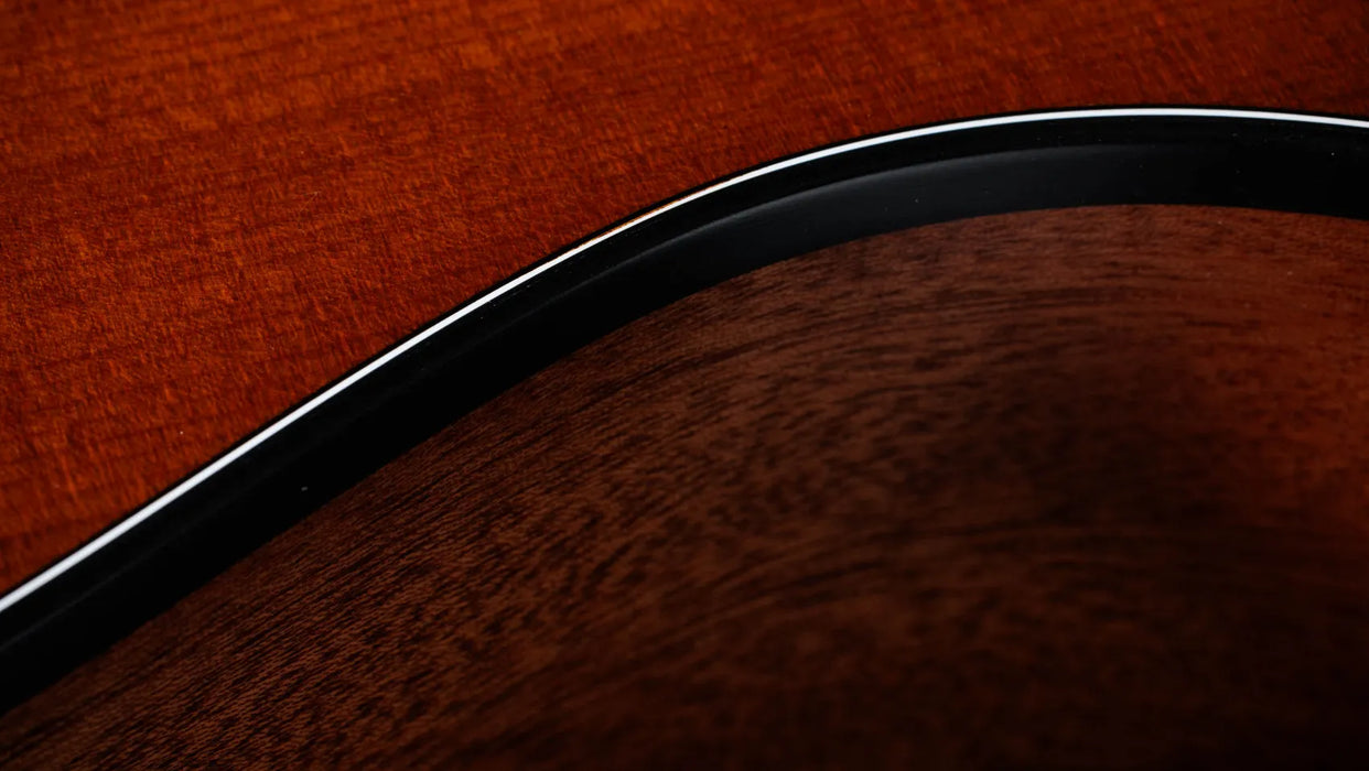 Taylor 112ce Special Edition Grand Concert Acoustic Electric Guitar - Honeyburst