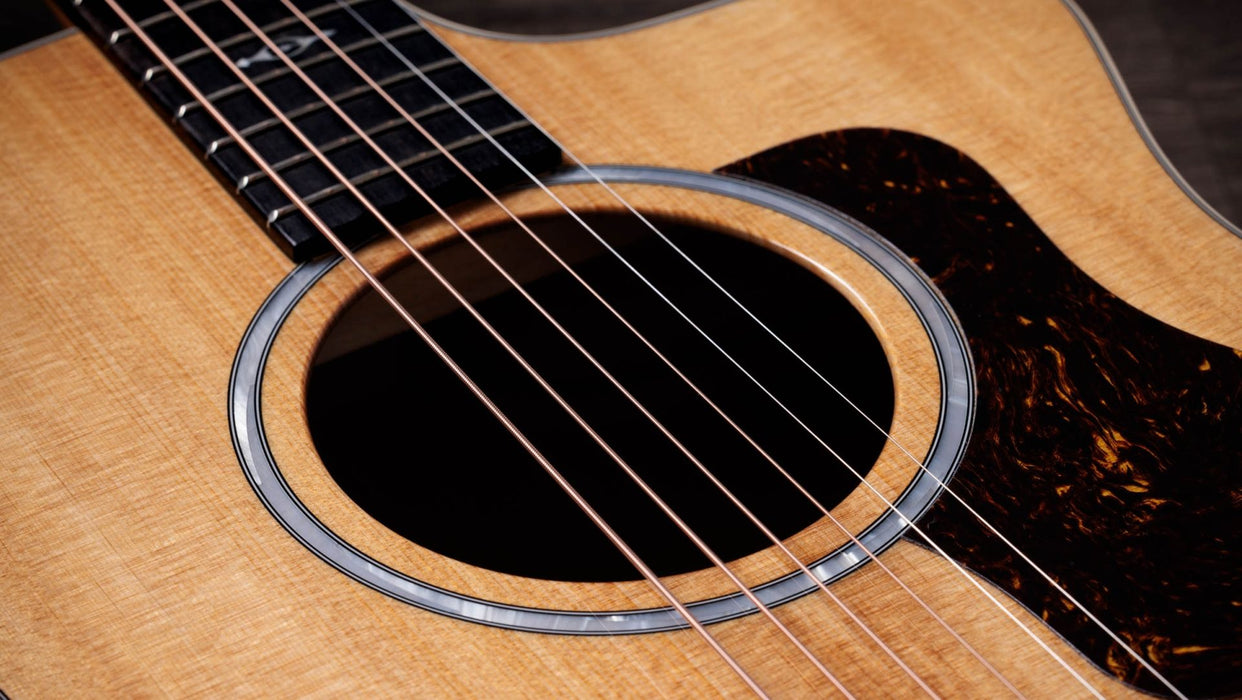 Taylor 214ce-K DLX Grand Auditorium Acoustic Electric Guitar