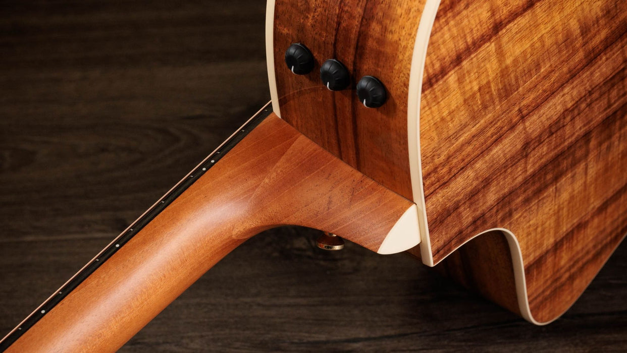 Taylor 214ce-K DLX Grand Auditorium Acoustic Electric Guitar