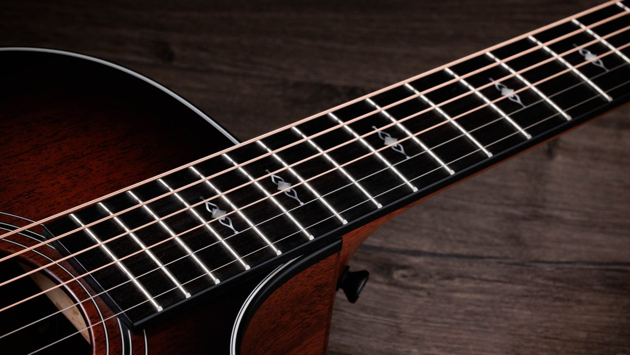 Taylor 322ce Grand Concert Acoustic Electric