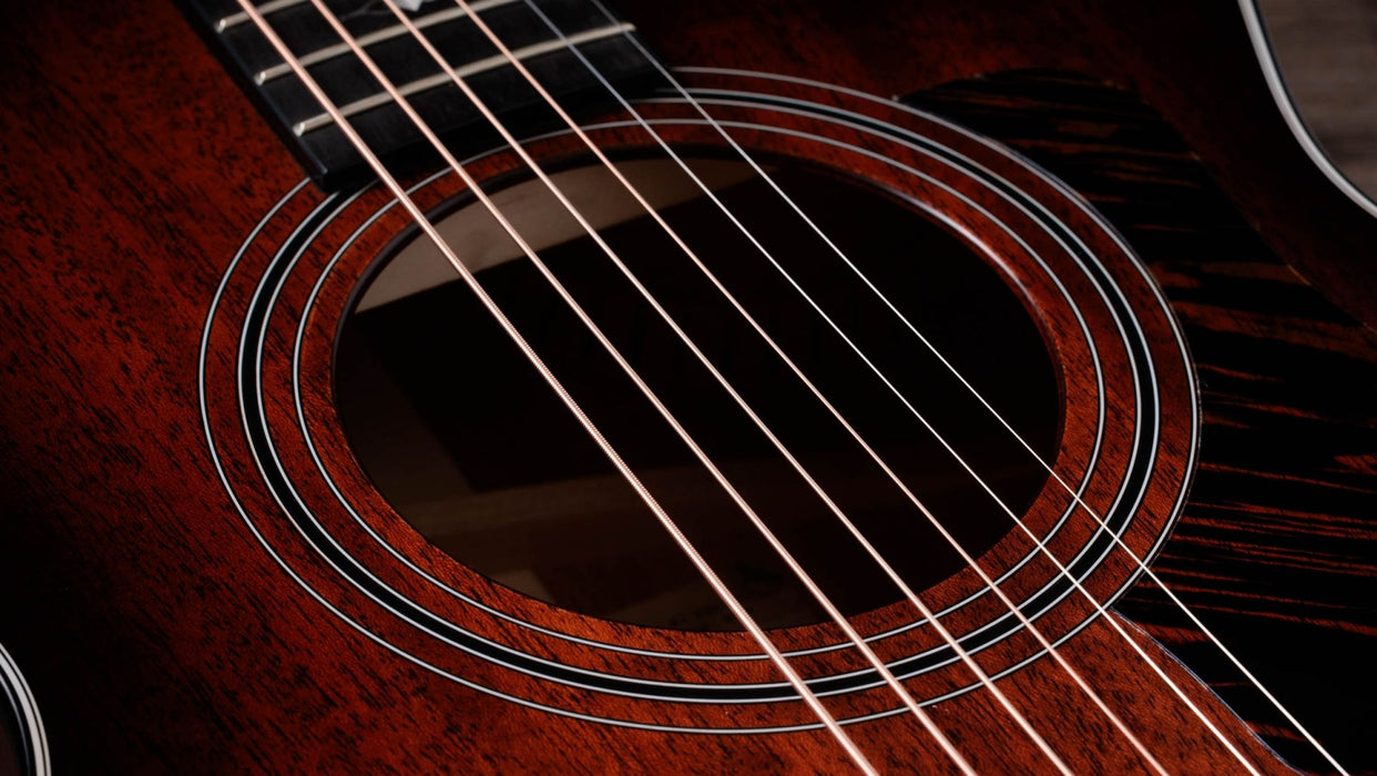 Taylor 322ce 12-Fret Grand Concert Acoustic Electric Guitar