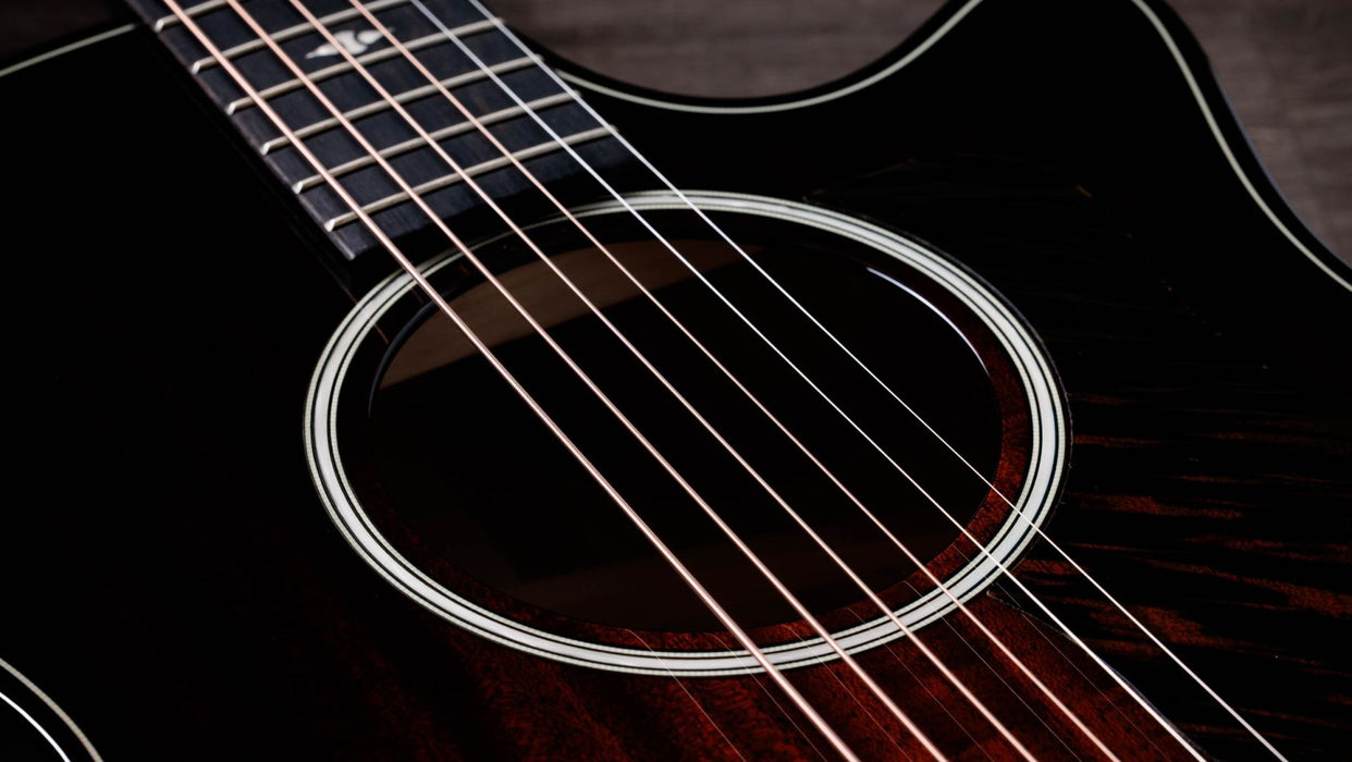 Taylor Builders Edition 524ce Grand Auditorium Acoustic Electric Guitar