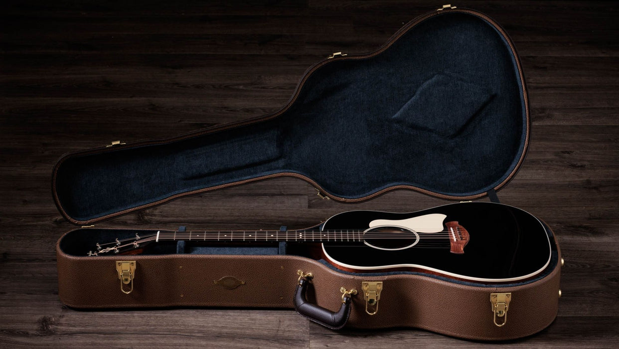 Taylor Gold Label 517e Spruce / Mahogany Blacktop Grand Pacific Acoustic Electric Guitar