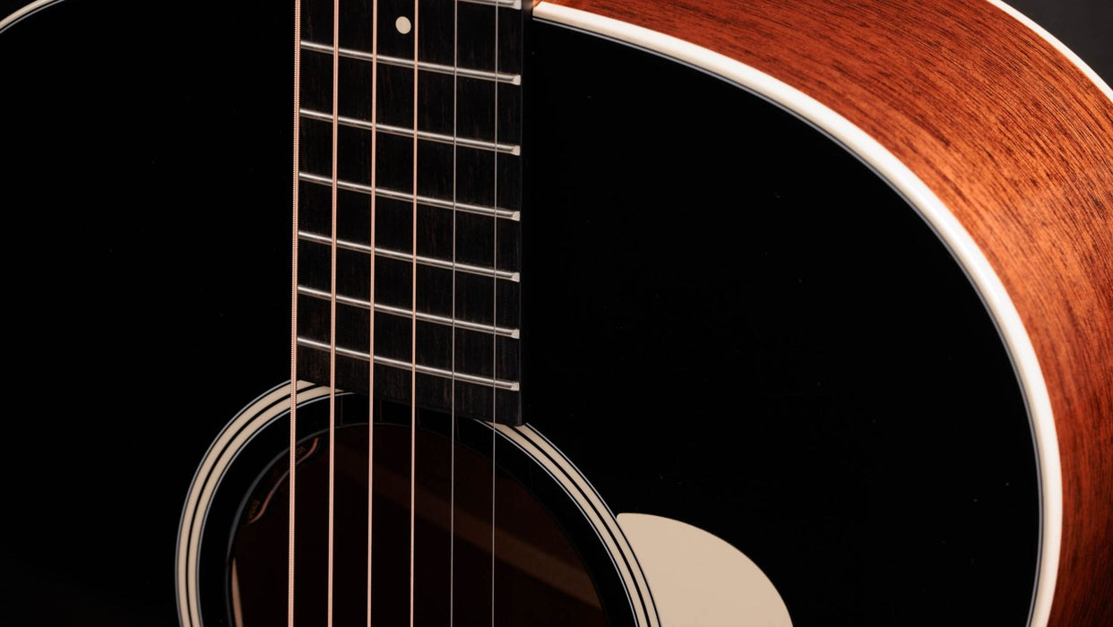 Taylor Gold Label 517e Spruce / Mahogany Blacktop Grand Pacific Acoustic Electric Guitar