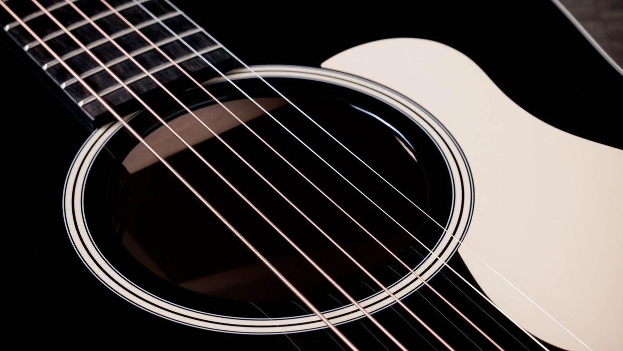 Taylor Gold Label 517e Spruce / Mahogany Blacktop Grand Pacific Acoustic Electric Guitar