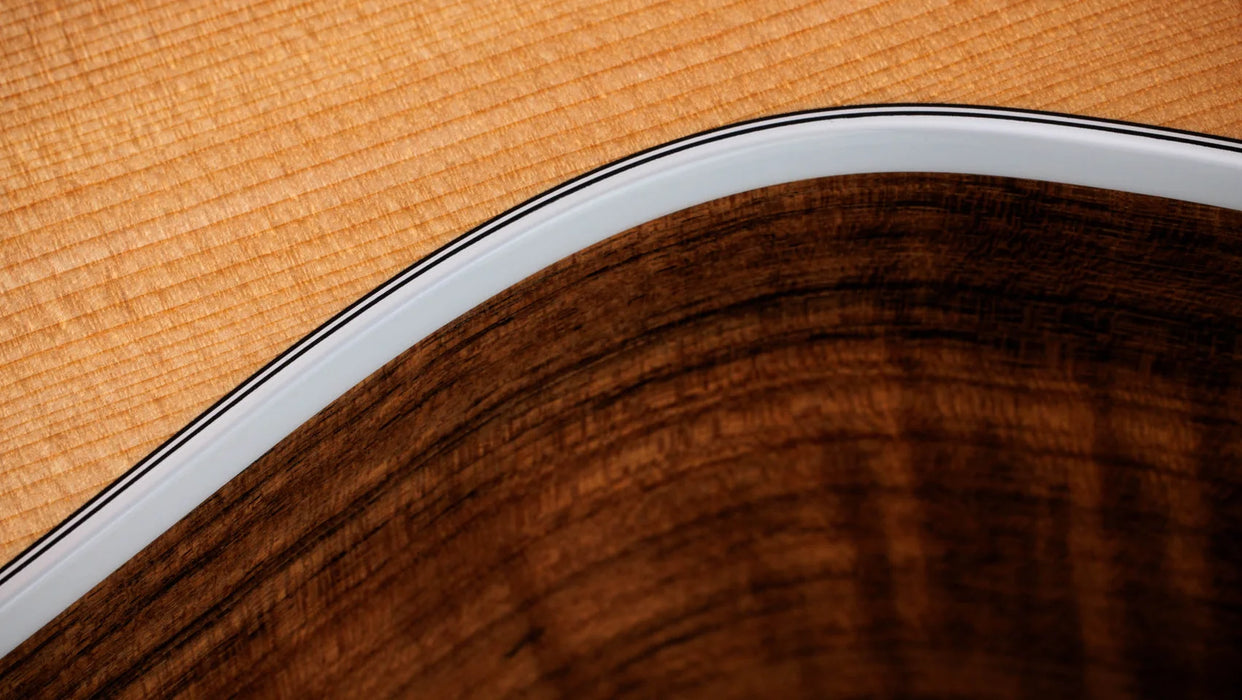 Taylor Sunset Blvd 214ce DLX Figured Ovangkol Acoustic Electric Guitar