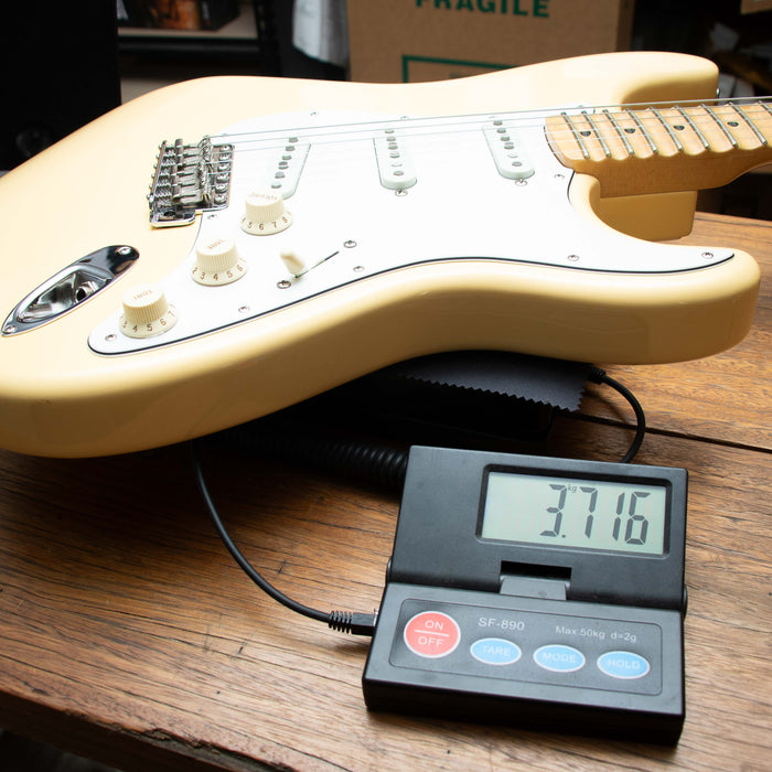 Fender 2013 Yngwie Malmsteen Signature Stratocaster w/Case - Vintage White - Preowned