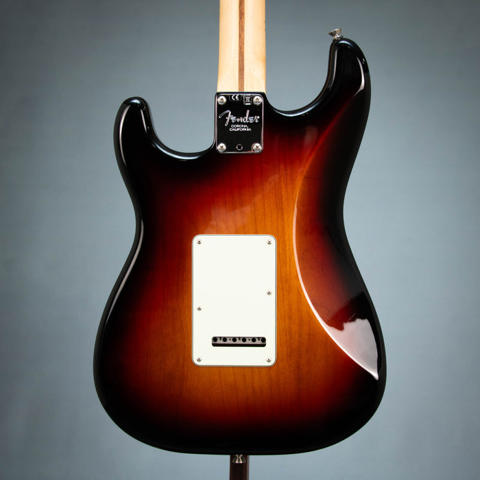 Fender American Professional Stratocaster w/Case - 3 Tone Sunburst - Preowned