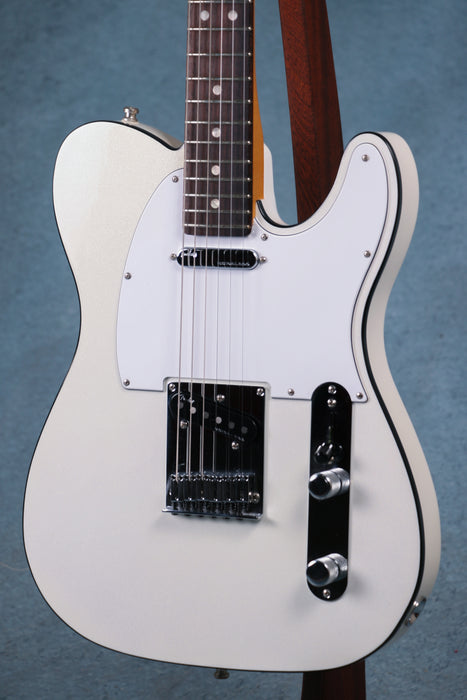 Fender American Ultra Telecaster w/Case - Arctic Pearl - Preowned