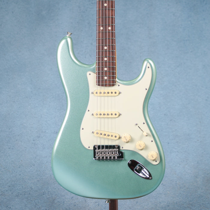 Fender American Professional II Stratocaster Electric Guitar w/Case - Mystic Seafoam Green -Preowned