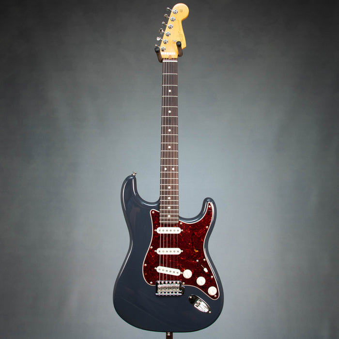 Fender American Professional Classic Stratocaster w/Case - Faded Black - Preowned