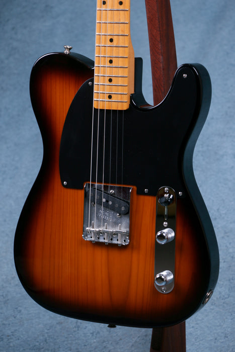 Fender 70th Anniversary Esquire w/Case - 2-Tone Sunburst - Preowned