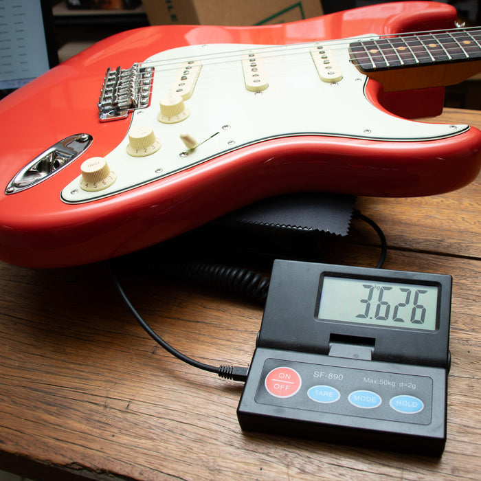Fender 2025 Limited Edition FSR American Vintage II 1961 Stratocaster Flame Neck w/Case - Fiesta Red - Preowned
