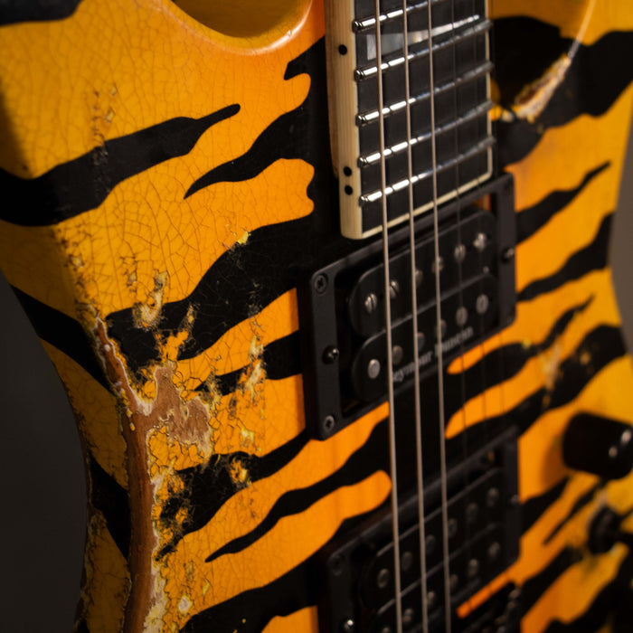 Jackson Custom Shop Dinky DK 2H FR w/Case - Time Tested Tiger - Preowned