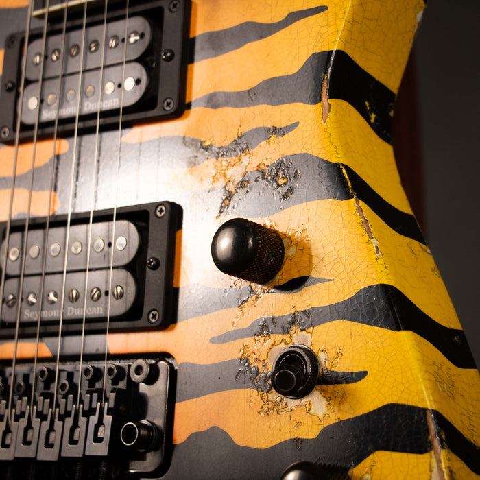 Jackson Custom Shop Dinky DK 2H FR w/Case - Time Tested Tiger - Preowned