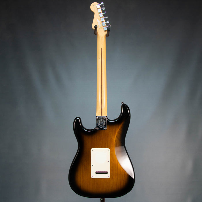 Fender 50th Anniversary American Stratocaster w/Case - 2 Colour Sunburst - Preowned