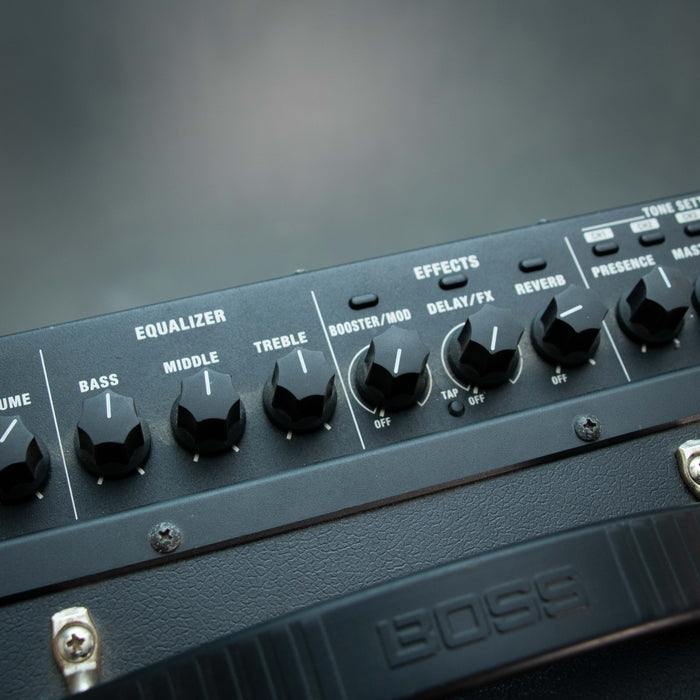 Boss Katana 100/212 2 x 12 Inch Guitar Combo Amp - Preowned