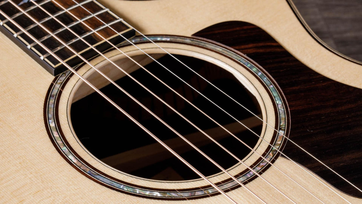 Taylor 812ce Grand Concert Acoustic Electric Guitar