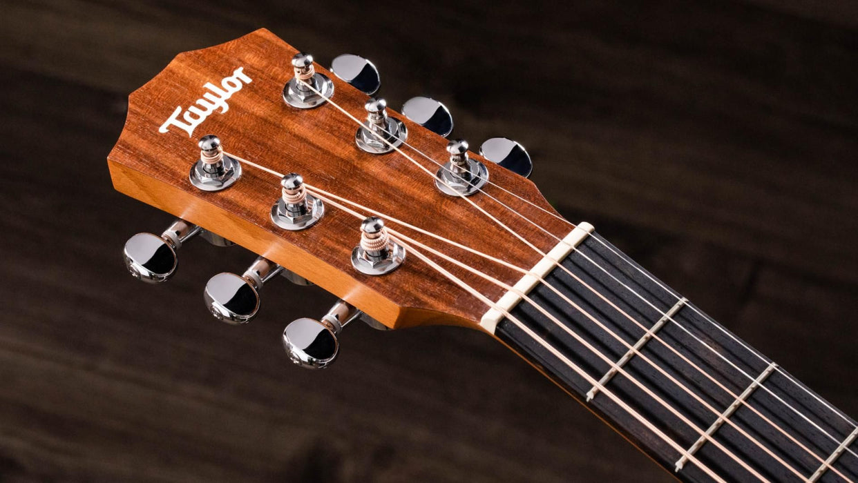 Taylor BT2 Baby Taylor Mahogany Acoustic Guitar