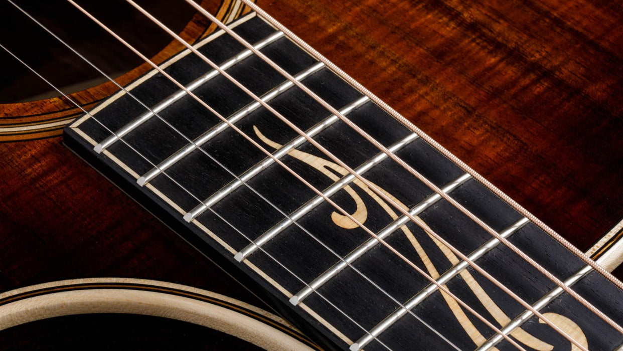 Taylor K22ce 12-Fret Grand Concert Acoustic Electric Guitar